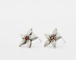 Star Flower Garnet Stud